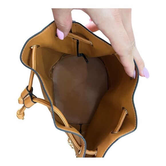 CAMEL BROWN Bucket Bag - Picture 9 of 16